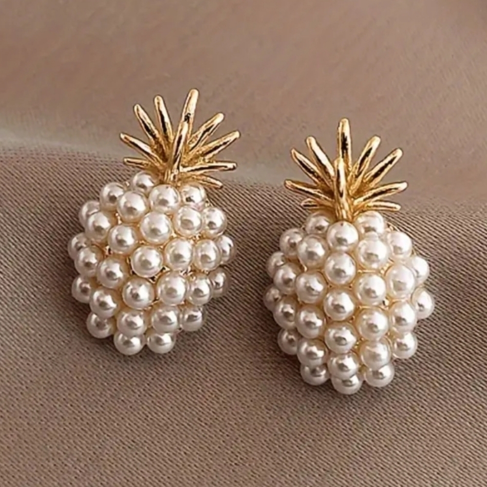 Elegant Faux Pearl Beads Pineapple Fashion Earrings